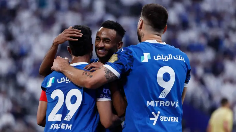 القنوات الناقلة لمباراة الهلال ضد الوحدة في الدوري السعودي مع الموعد