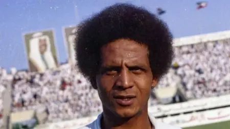 related_news_inside_blogsالكويت تودع فتحي كميل.. من هو بيليه العرب؟