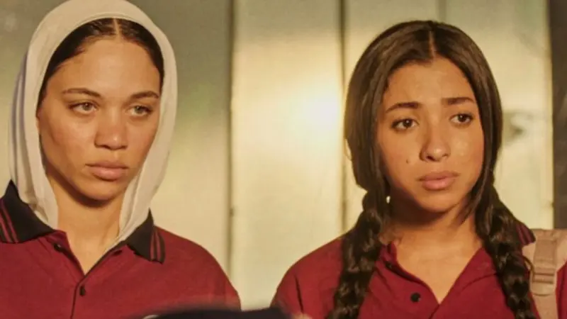 قصة مسلسل تحت السن.. غموض وتشويق داخل مدرسة دولية يجذب أنظار الجمهور