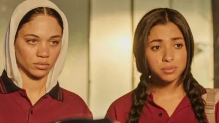 related_news_inside_blogsقصة مسلسل تحت السن.. غموض وتشويق داخل مدرسة دولية يجذب أنظار الجمهور