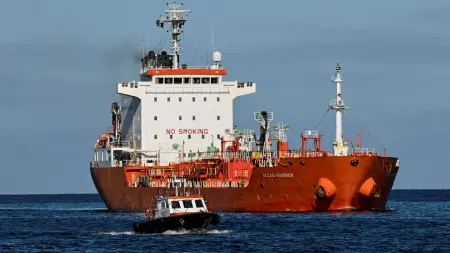 related_news_inside_blogsأميركا تخفف قيودها على النفط الكوبي.. وتحذر هافانا