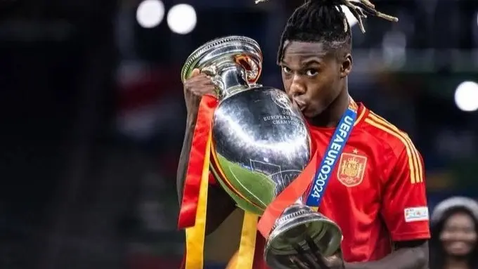 خطوة تفصل برشلونة عن اتمام صفقة نيكو ويليامز