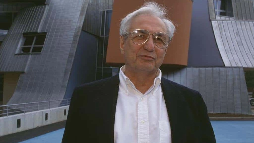 رحيل أسطورة العمارة.. من هو فرانك غيري؟ 