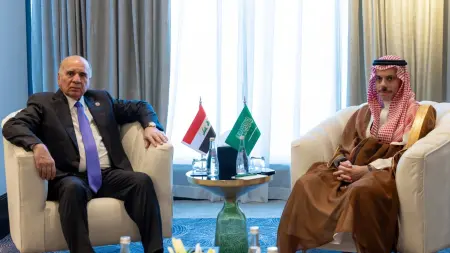 وزير الخارجية السعودي يلتقي نظيره العراقي