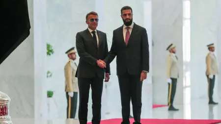 related_news_inside_blogsفيديو - الشرع ينشر لقطات من زيارة الرئيس الفرنسي