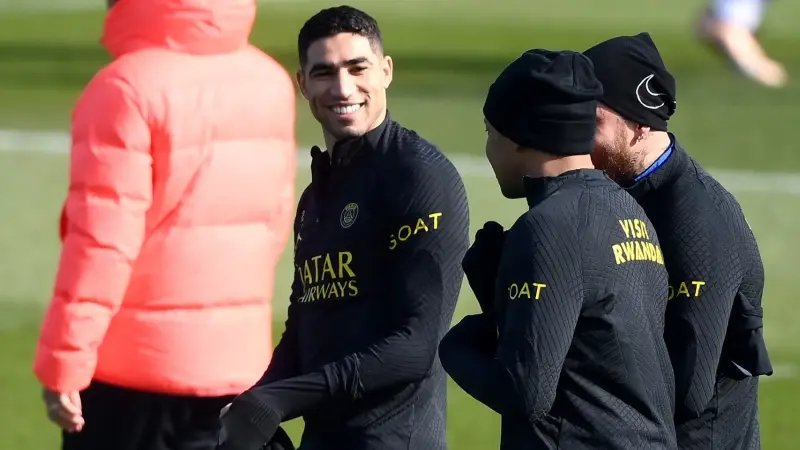 بسبب هبة عبوك.. أشرف حكيمي قد يُحرم من راتبه لمدة عامين