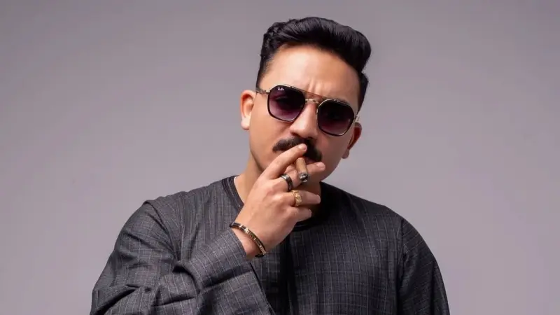 مصر.. التيك توكر مداهم ينهار بالبكاء أثناء محاكمته