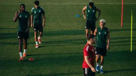 related_news_inside_blogsتشكيلة الأهلي اليوم أمام الحزم.. الراقي بصفوف مكتملة