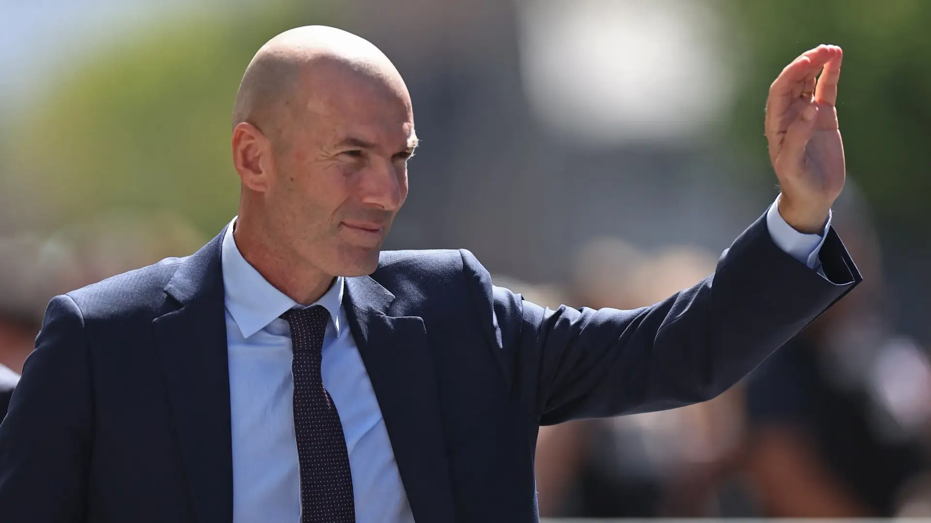 زين الدين زيدان تولى تدريب منتخب فرنسا لـ4 سنوات مقبلة (روي زين الدين زيدان تولى تدريب منتخب فرنسا لـ4 سنوات مقبلة (روي