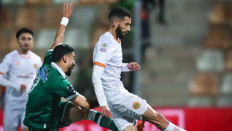 ترتيب الدوري المغربي.. الرجاء في القمة مؤقتا رغم التعادل مع نهضة بركان