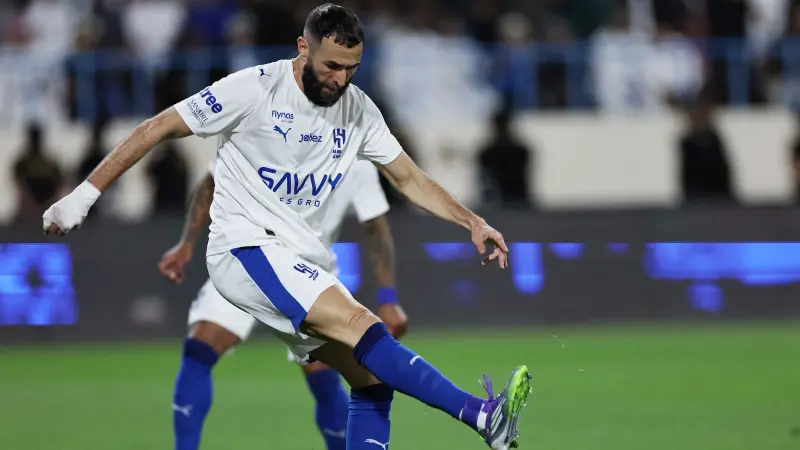 عودة كريم بنزيما للهلال قبل مواجهة النجمة