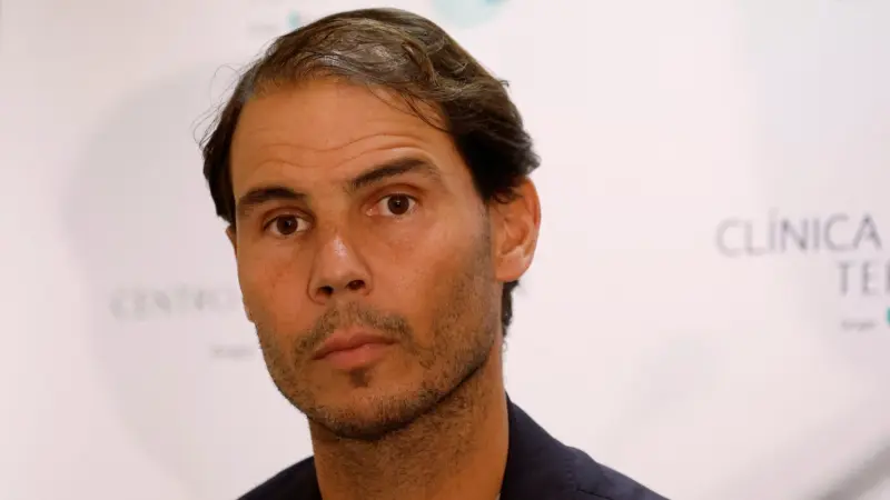 بعيدا عن المنافسة والألم.. نادال يراقب منافسات رولان غاروس من بعيد