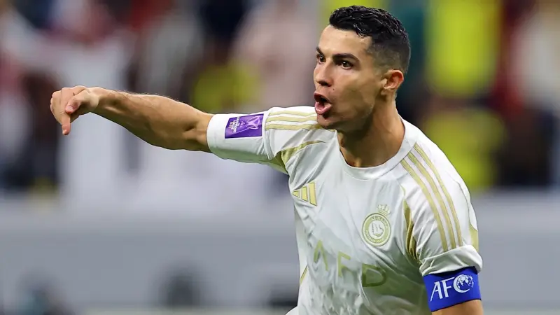 ترتيب هدافي الدوري السعودي.. رونالدو في الصدارة وبنزيما يلاحقه