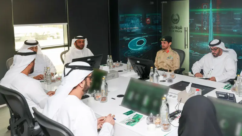 شرطة دبي تؤكد دور البيانات الذكية في تطوير العمل