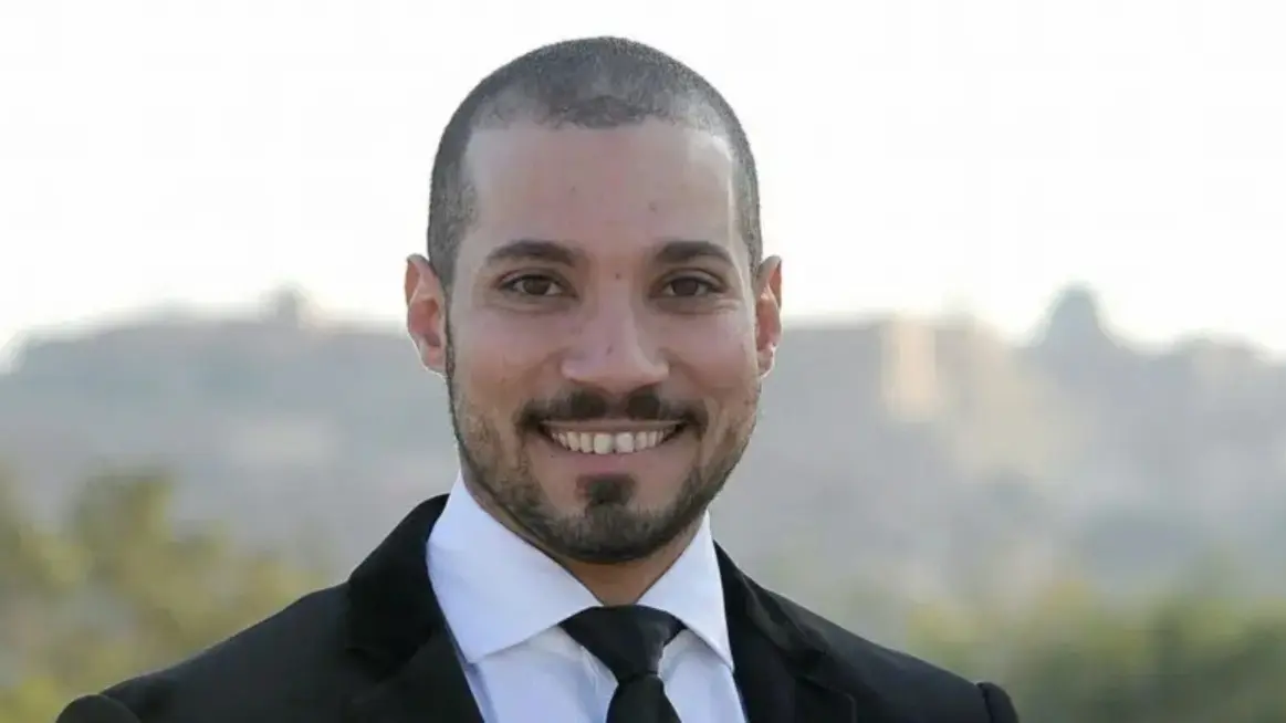عبد الله رشدي هو مؤثر معروف على وسائل التواصل الاجتماعي عبد الله رشدي هو مؤثر معروف على وسائل التواصل الاجتماعي