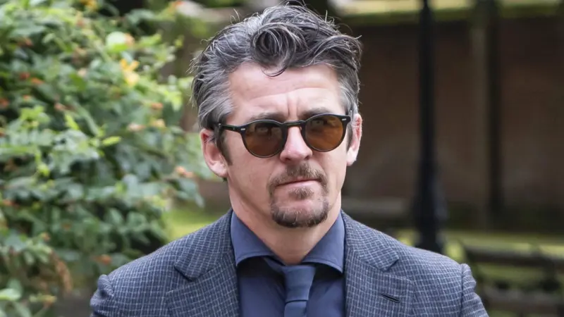 الحكم بالحبس للاعب إنجليزي سابق بسبب منشورات مسيئة.. ما القصة؟