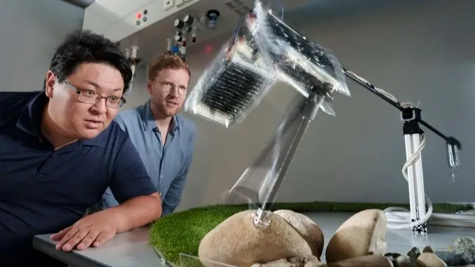 فيديو - باحثون يطوّرون أول ساق آلية بـ"عضلات اصطناعية"