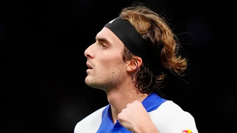 بطولة باريس للماسترز: تأهل زفيريف وتسيتسيباس ودرابر يودّع البطولة