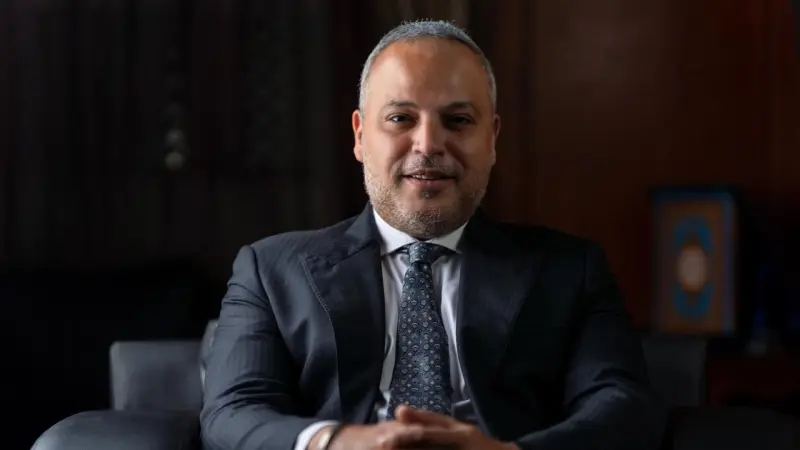 تامر عبد المنعم في مواجهة التحقيق.. كواليس قرار منعه من الظهور الإعلامي