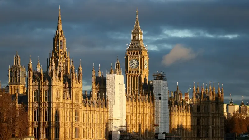 المخابرات البريطانية تحذر نواب البرلمان من محاولات تجسس تستهدفهم