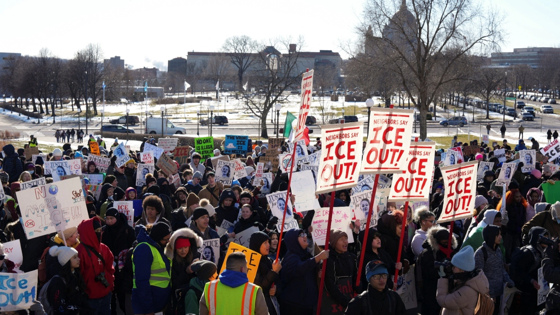 القضاء الأميركي يضع خطوطا حمراء أمام إنفاذ الهجرة في مينيسوتا 