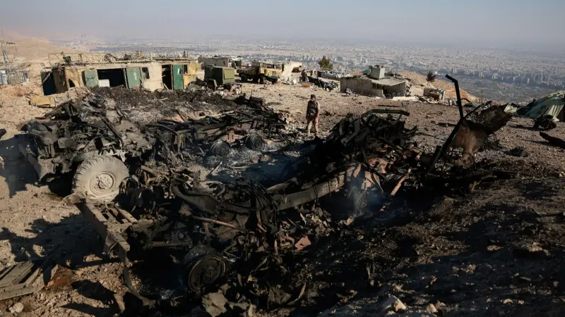 فيديو - "لا ترجعوا الآن".. السوريون العائدون لديارهم معرضون لخطر شديد