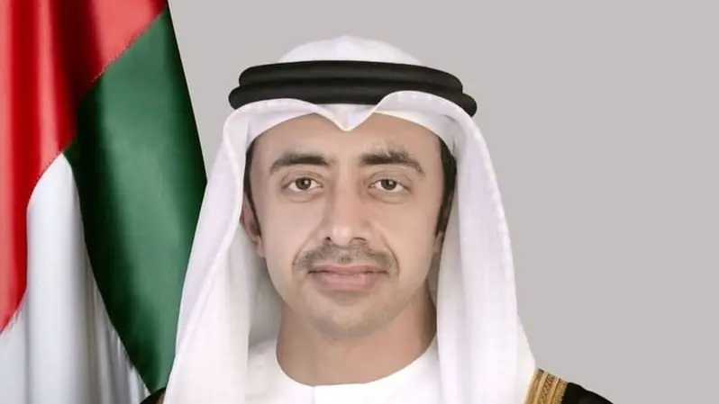 عبدالله بن زايد يبحث مستجدات المنطقة مع عدد من وزراء الخارجية