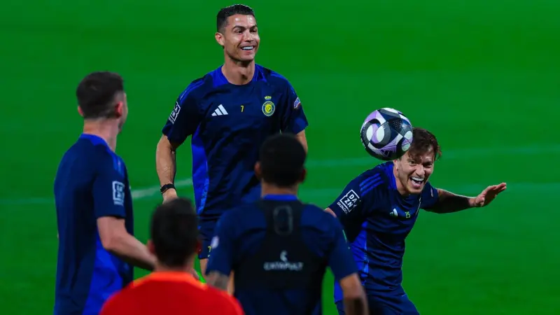 مواعيد مباريات اليوم الجمعة مع القنوات الناقلة.. 4 أبريل 2025