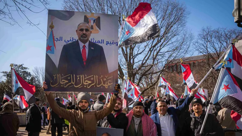 اليمن.. الجالية الجنوبية تتظاهر في واشنطن دعما للمجلس الانتقالي