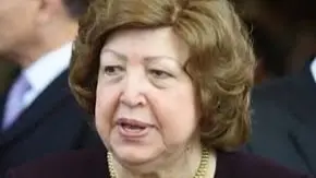 أول وزيرة في العالم العربي.. من هي نجاح العطار؟