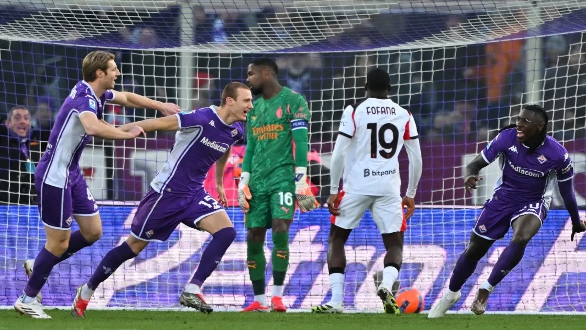 الدوري الإيطالي - ميلان يتعثر بتعادل مثير مع فيورنتينا 