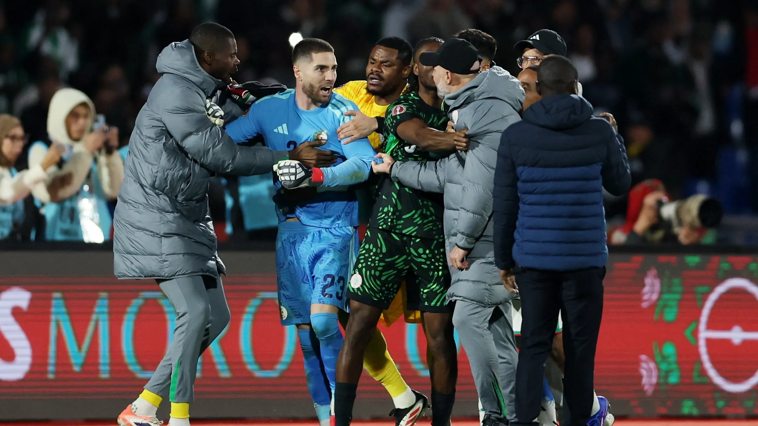 رئيس الانضباط السابق في كاف: ما جرى غير مقبول والتحقيق في محله 