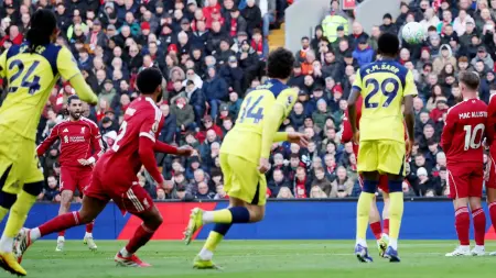 related_news_inside_blogsنجم ليفربول: مصيرنا دوري المؤتمر الأوروبي إذا استمرّ تراجع النتائج