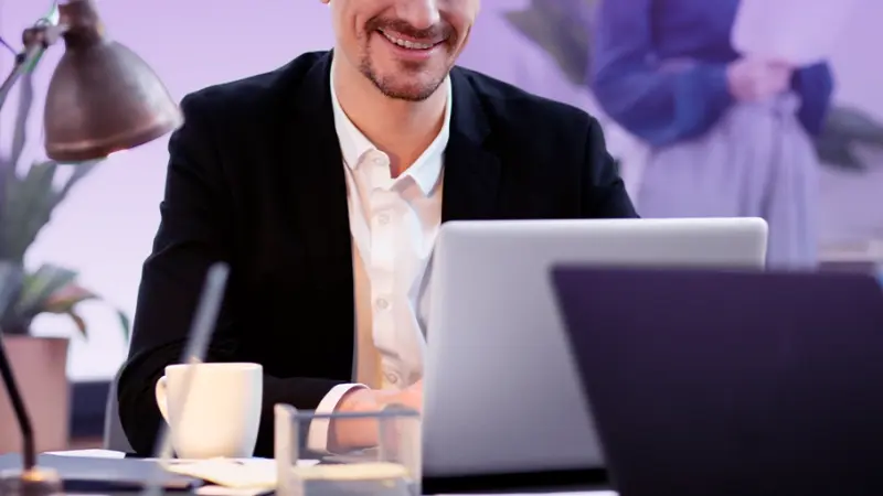 العمل 4 أيام في الأسبوع.. راحة إضافية أم ضغط مضاعف؟