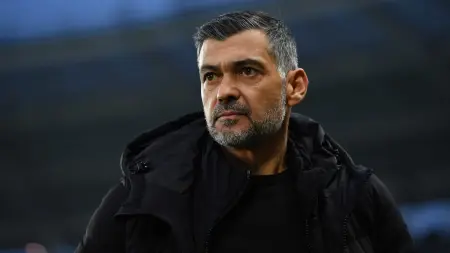 ما حقيقة رحيل سيرجيو كونسيساو عن تدريب الاتحاد السعودي؟