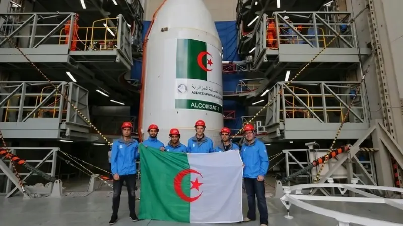 من الصين.. الجزائر تطلق قمرا اصطناعيا جديدا