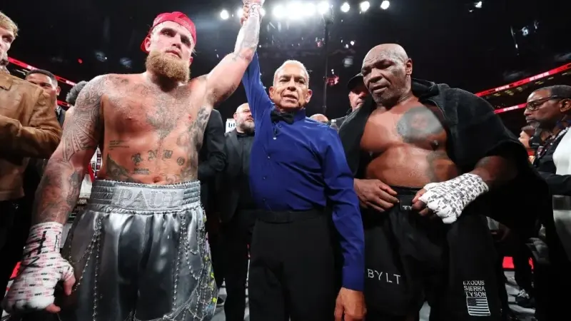 مايك تايسون يعتقد أنه الرابح الأكبر بعد مواجهة جيك بول.. ماذا قال؟