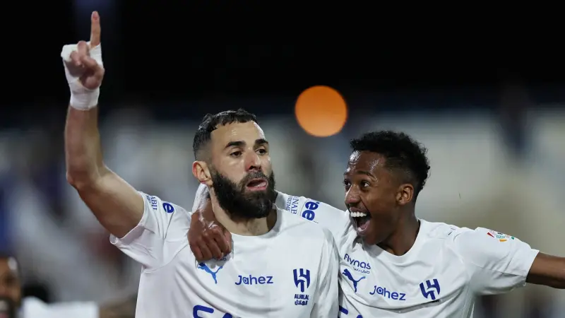 فيديو - كريم بنزيما يحقق رقمين شخصيين.. ما سبب غضبه بعد أول مباراة مع الهلال؟