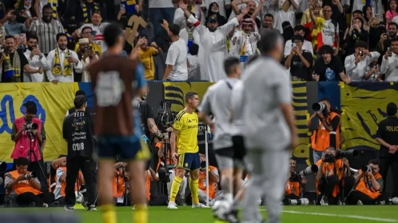 بصمة رونالدو وتألق كومان.. النصر يحقق فوزاً عريضاً على الدرعية