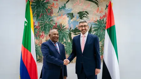 الشيخ عبدالله بن زايد يلتقي رئيس جزر القمر في نيويورك