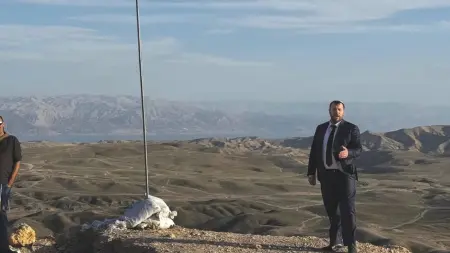 related_news_inside_blogsوزير إسرائيلي يثير غضبا بمزاعمه: فلسطينيون يدمرون الآثار مثل "داعش" في سوريا