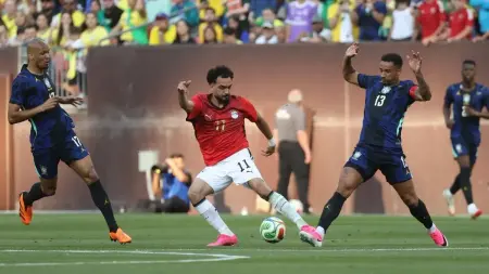 related_news_inside_blogsزيكو ودونغا.. صحف البرازيل تسلط الضوء على "أساطير السامبا" في منتخب مصر