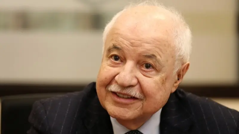 فيديو - سوريا تتخذ إجراءات ضد طلال أبو غزالة ردا على تصريحاته بـ"المشهد"