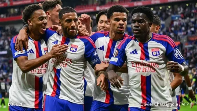 نتائج الدوري الأوروبي اليوم.. ليفركوزن يتصدر وميلان يكتسح وليون يهزم كريستال بالاس