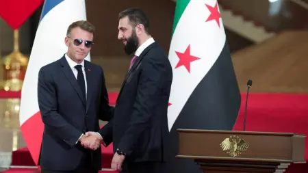 related_news_inside_blogsفيديو - قوات خاصة في سوريا.. هل يحمي جنود فرنسيون الشرع؟