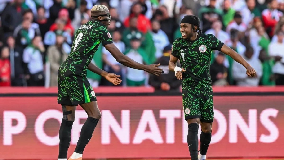 أوسيمين ولوكمان.. ثنائي نيجيريا الأخطر على دفاعات المغرب 