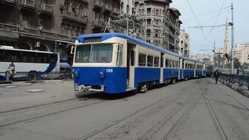 مصرع سيدة في الإسكندرية أسفل عجلات ترام الرمل
