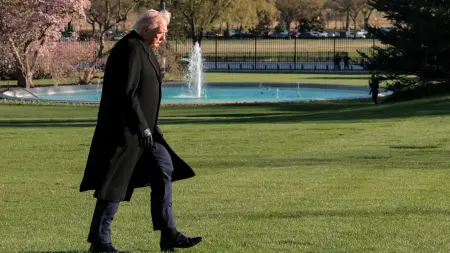 related_news_inside_blogsارتفاع أسعار الوقود ورفض الحرب على إيران يضغطان على شعبية ترامب