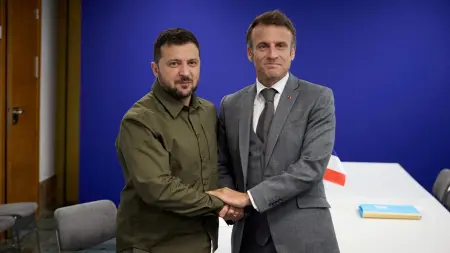 related_news_inside_blogsماكرون يبحث مع زيلينسكي تداعيات الهجمات الروسية الأخيرة