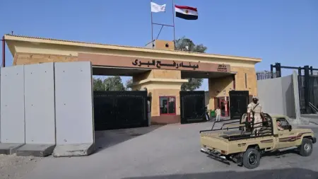 related_news_inside_blogsتقرير إسرائيلي: فتح معبر رفح أمام المسافرين في هذا التوقيت